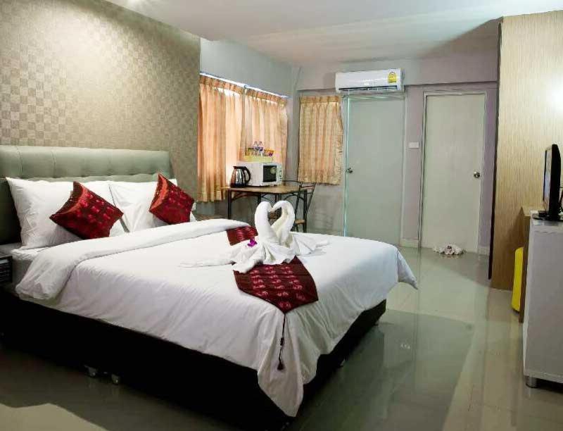 Nrc Residence Банкок Екстериор снимка